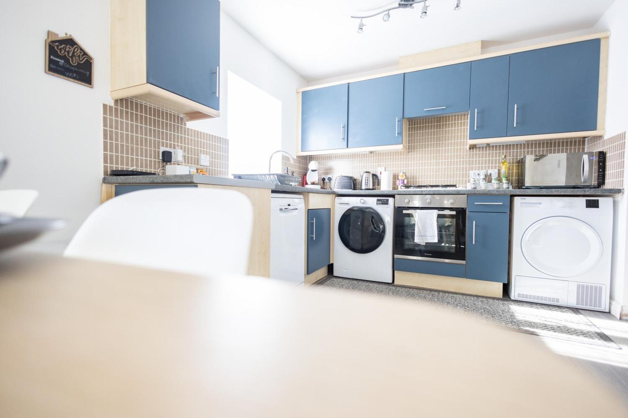 הוילה באנבורי Garden House Near Shops In Quiet Location מראה חיצוני תמונה