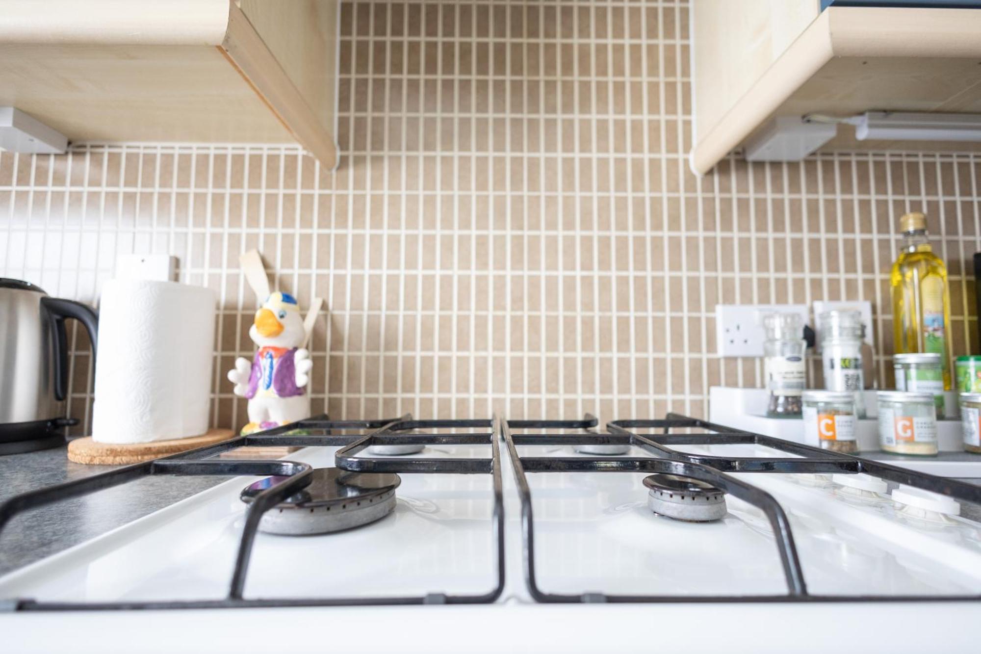 הוילה באנבורי Garden House Near Shops In Quiet Location מראה חיצוני תמונה