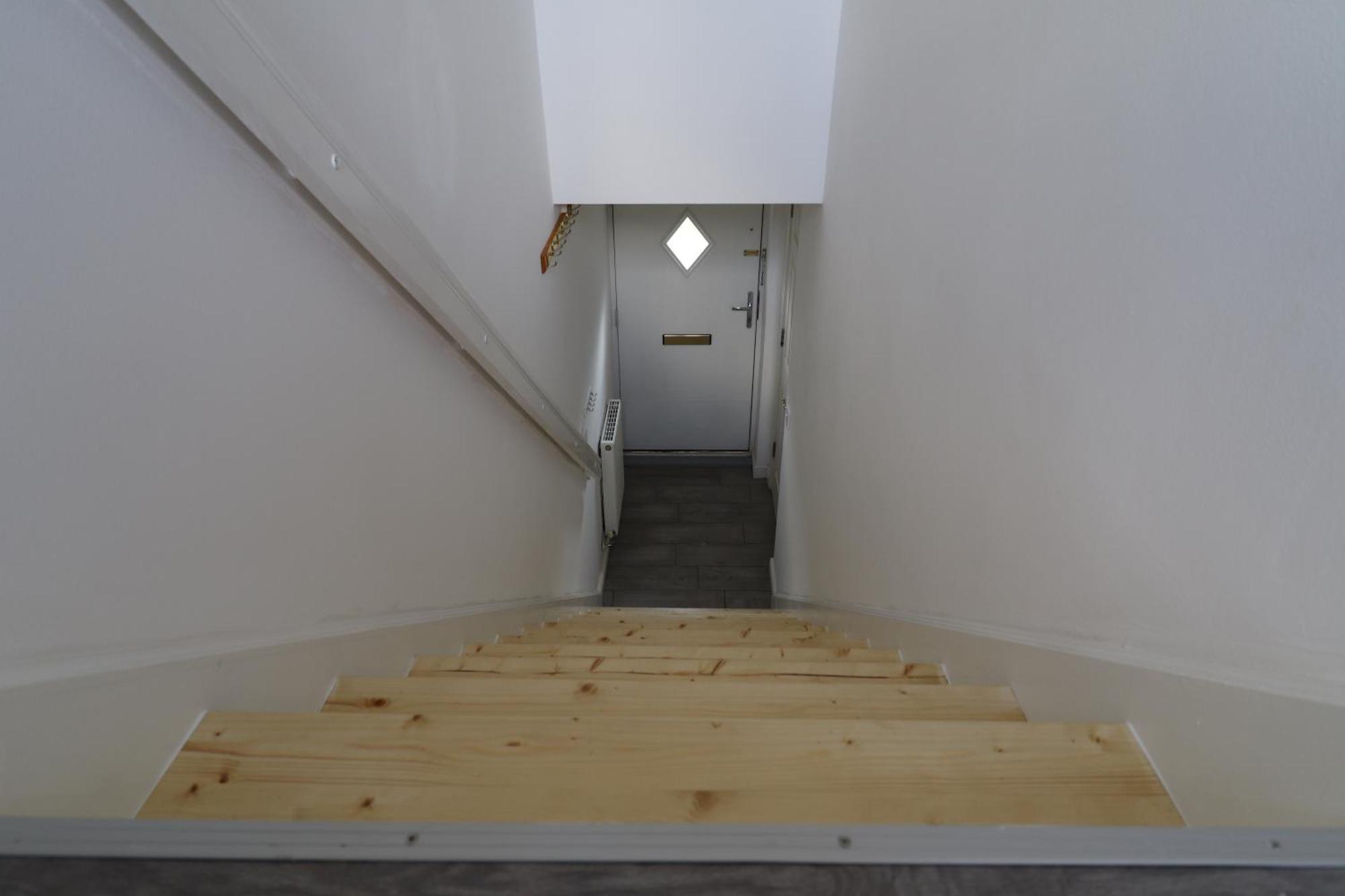 הוילה באנבורי Garden House Near Shops In Quiet Location מראה חיצוני תמונה